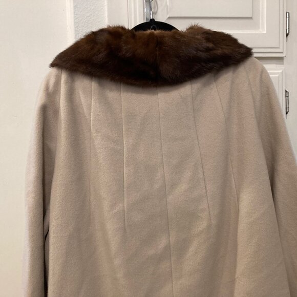 Vintage 100% Cashmere Coat Size Medium Mink Fur Collar MCM 60s 50s 3/4 Sleeves - Picture 13 of 13